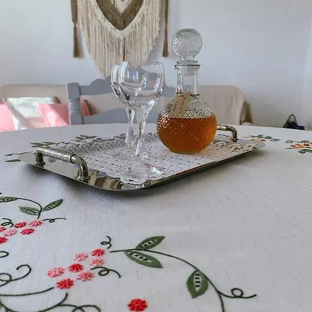 Apartman Tsaira *