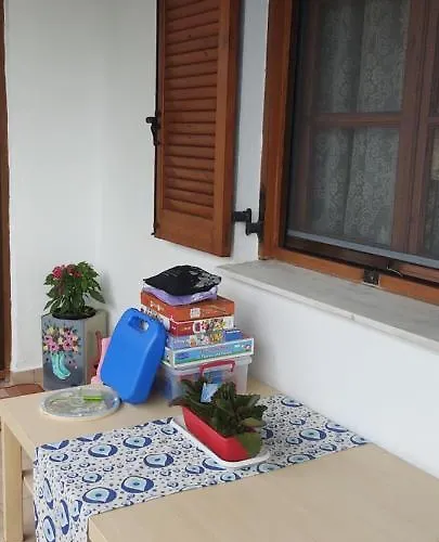 Tsaira 公寓 阿莫利亚尼岛