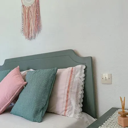 Apartment Tsaira Amolianí