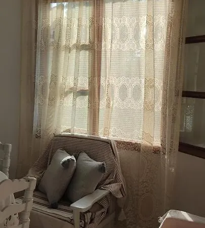 Tsaira Apartment *